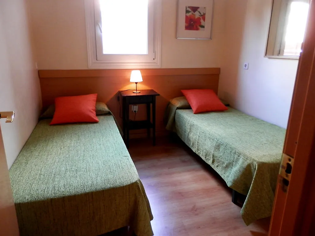 Albergue Barcelona Central Garden Hostal
