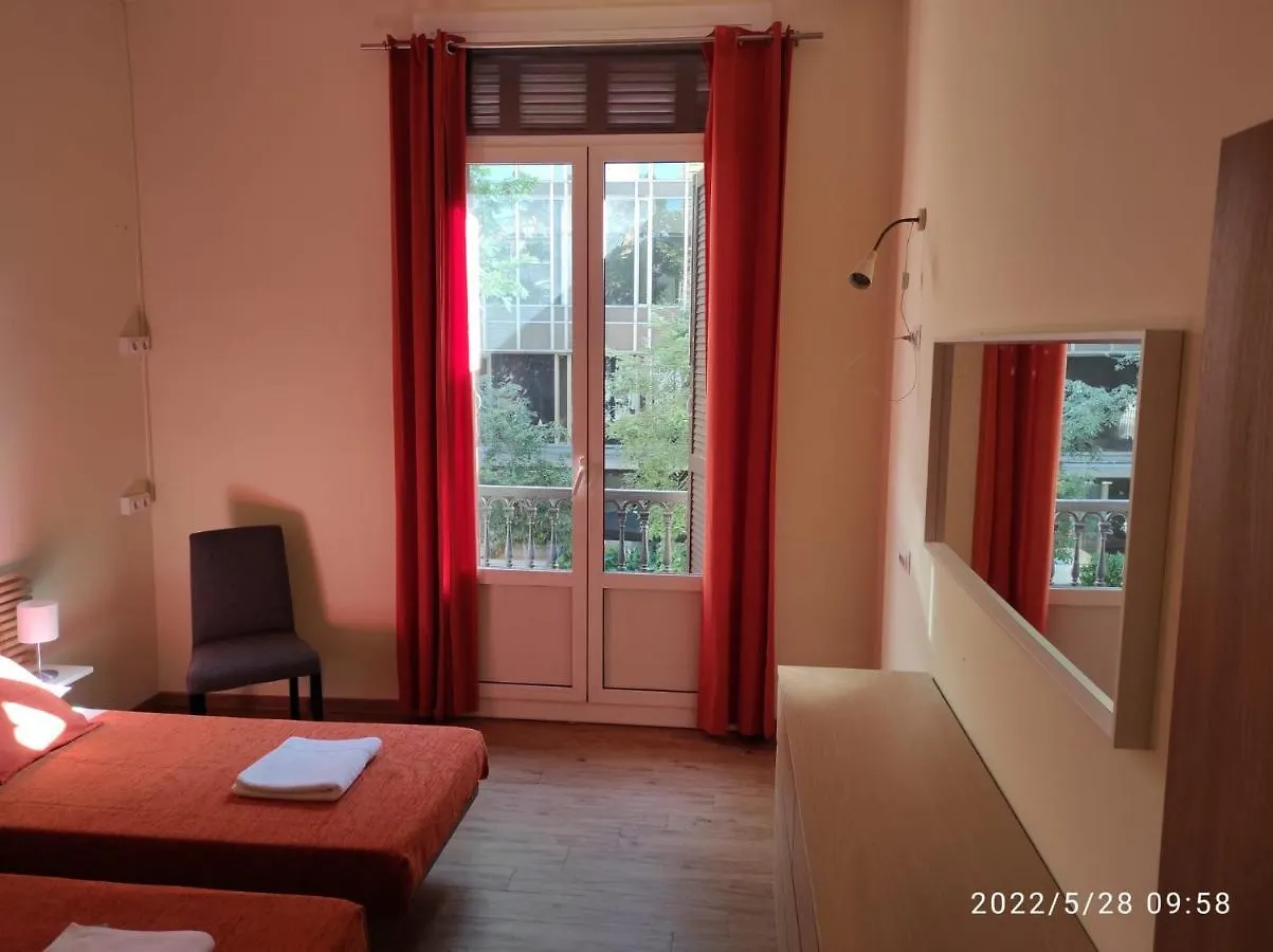 Hostel Barcelona Central Garden Hostal Spain