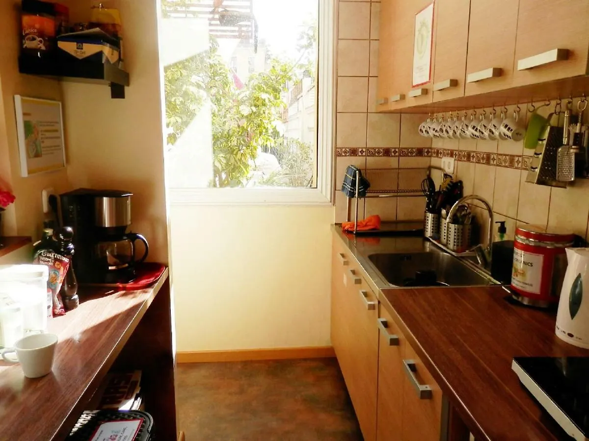 Barcelona Central Garden Hostal Spain